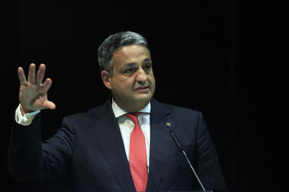 Paulo Macedo foi ministro da Saúde e foi acusado por Paulo Campos de pressões