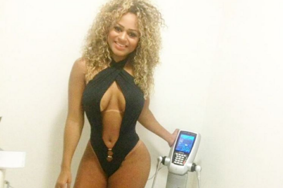 13-01-2017_19_54_05 miss 13.png