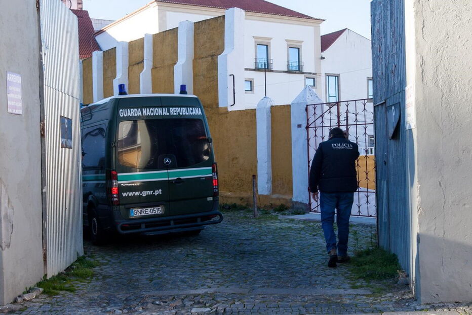 GNR, militares, julgamento, Tribunal de Portalegre, Câmara de Portalegre, Posto Fiscal de Elvas, Departamento de Investigação e Ação Penal, crime, lei e justiça