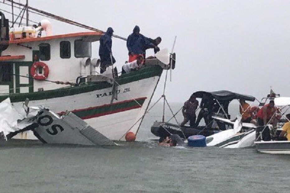 Avião, queda, mar, Paraty, Rio de Janeiro, São Paulo, acidentes e desastres, Polícia Militar