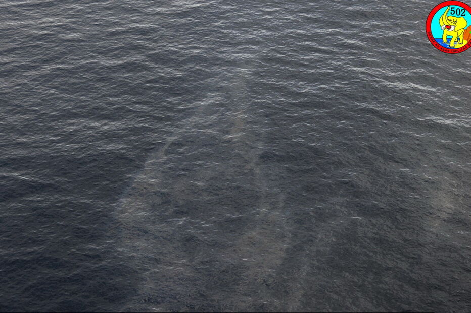 Força aérea deteta mancha de poluição no mar