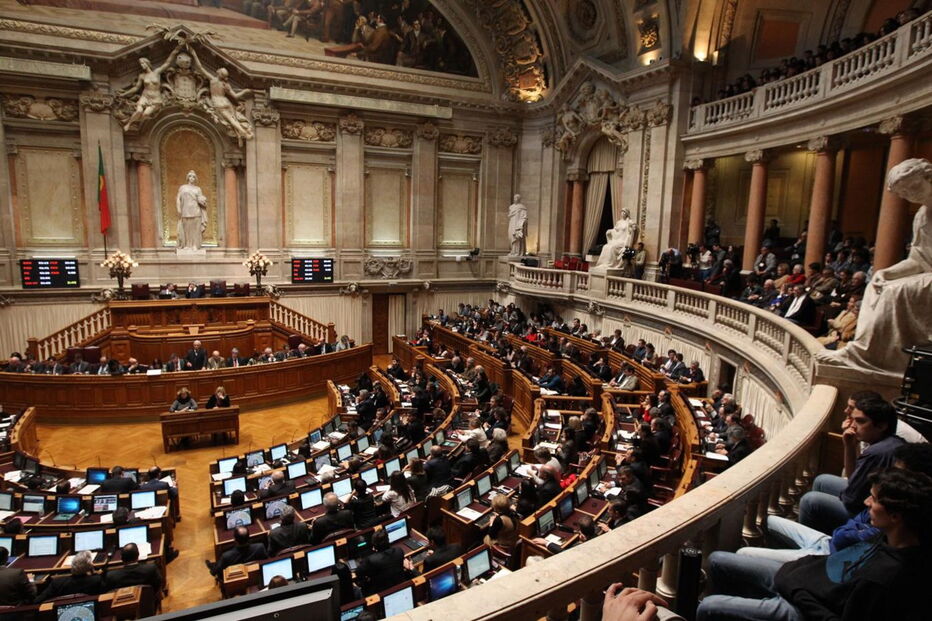 BE, PCP, Governo, TSU, Orçamento do Estado, José Soeiro, Rita Rato, economia, negócios e finanças, partidos e movimentos