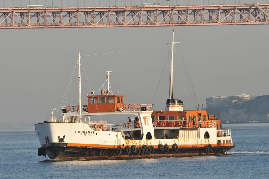 Barco da Transtejo 