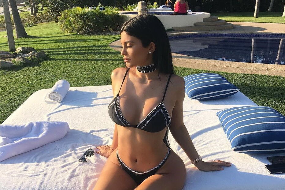 27-01-2017_18_40_59 kylie.jpg