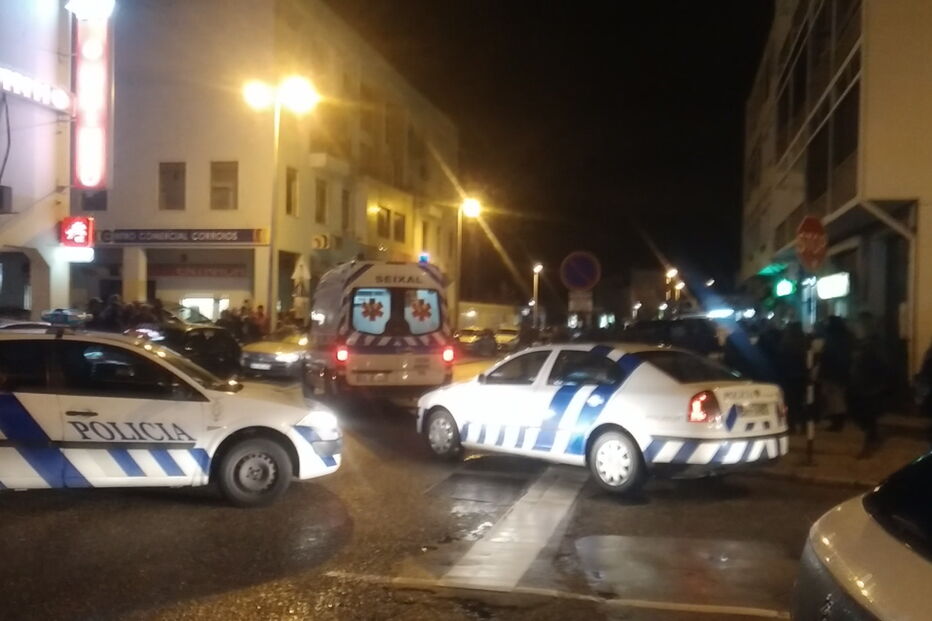 Grande aparato no local após o assalto