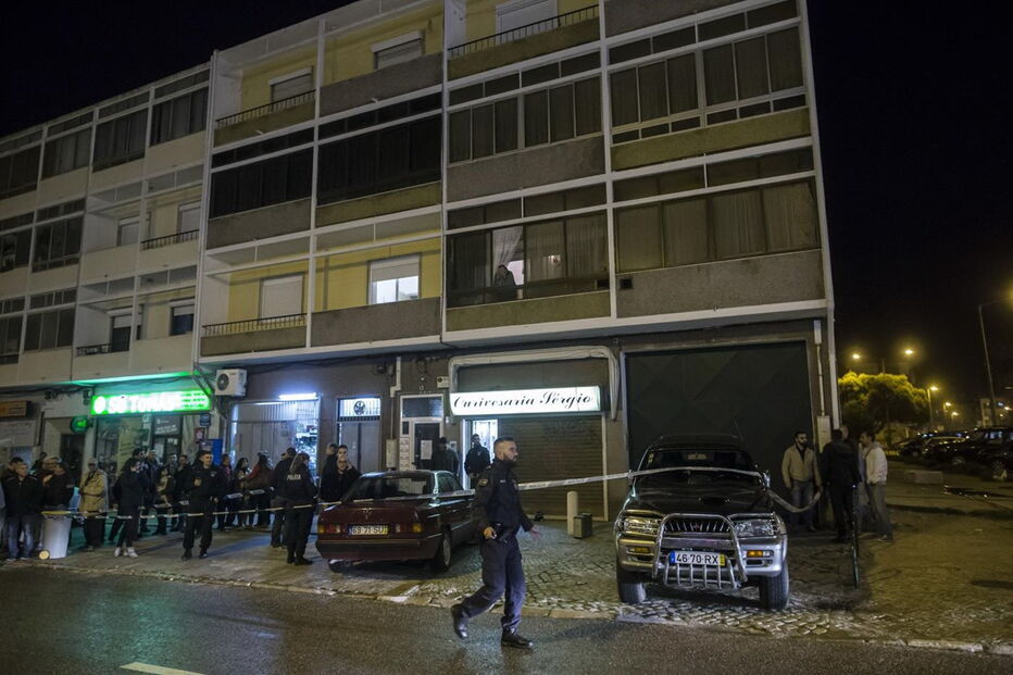 Agentes da PSP foram rápidos a chegar ao local e estabeleceram perímetro de segurança