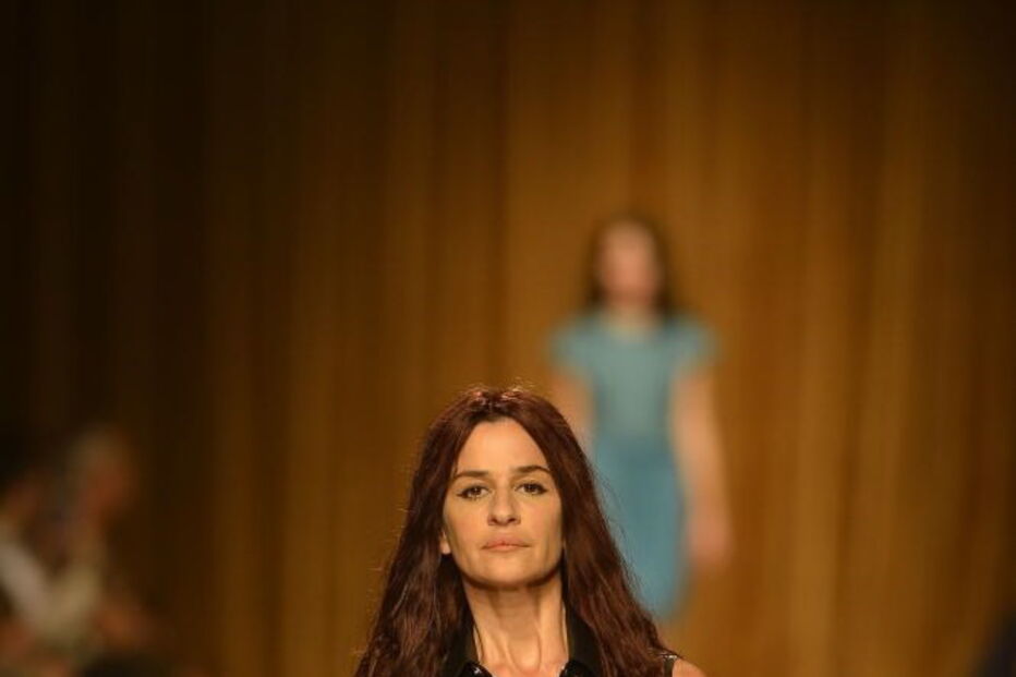Sofia  Aparício  tem 46 anos  e trabalha  como atriz.  A ex-modelo  assume que não se arrepende  de nada do que fez no passado 