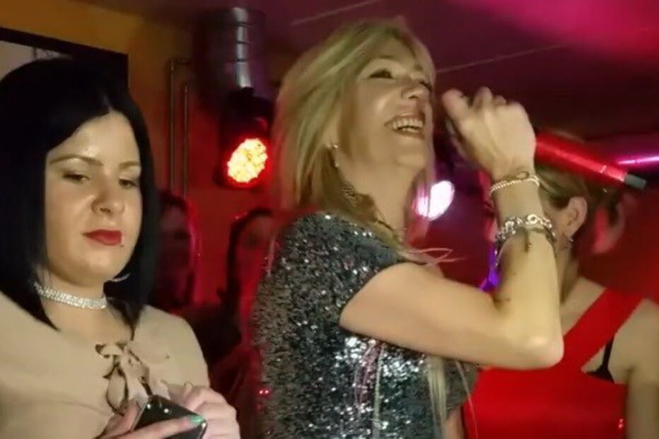 Maria Leal, sorriso, operação