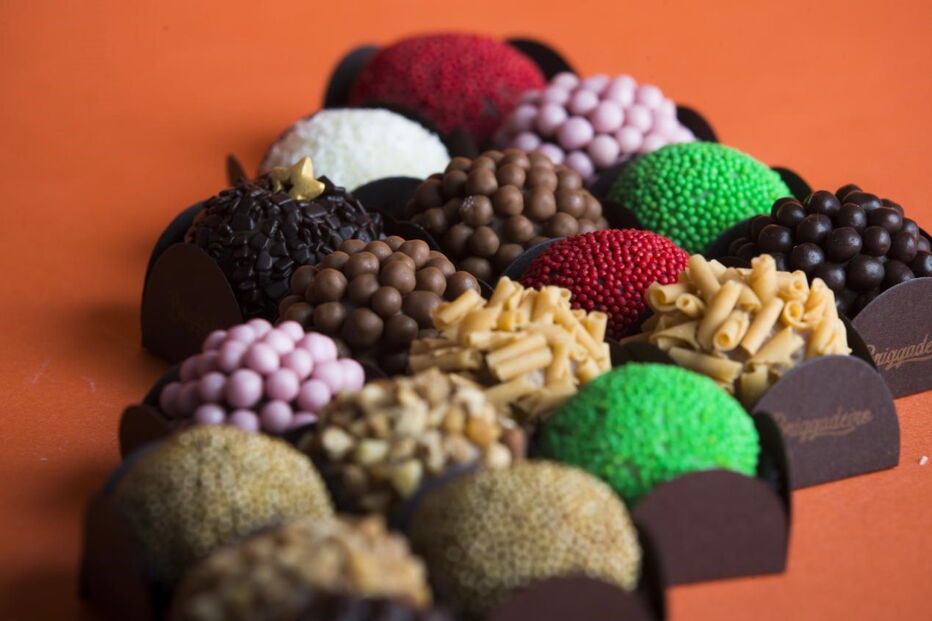brigadeiros, Briggadeiro, chocolate, belga, brasileiro, doce