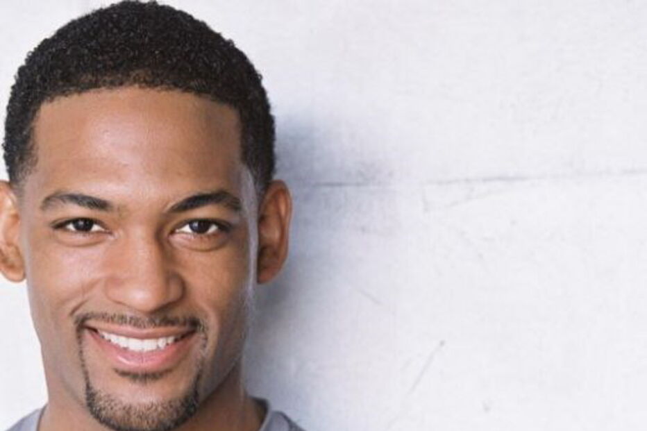 Ator suicida-se em direto no Facebook 