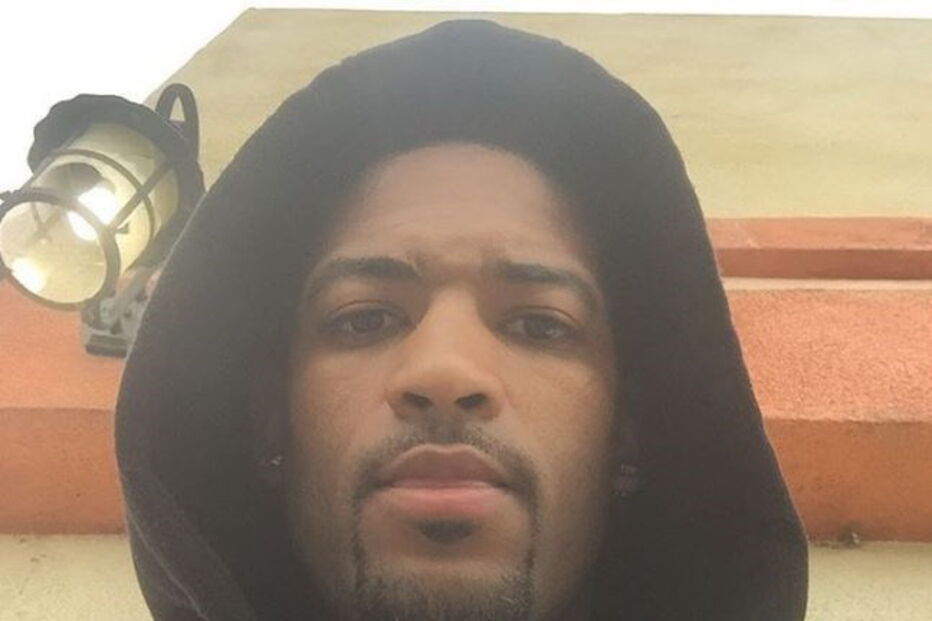 Ator suicida-se em direto no Facebook 