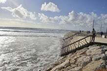 Costa da Caparica, Almada, Polícia Marítima, Porto de Lisboa, Proteção Civil, meteorologia