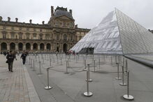 03-02-2017_09_28_51 louvre.JPG