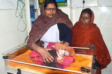 05-02-2017_13_56_49 bebe alien.jpg