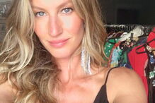 Gisele Bündchen deslumbra nas redes sociais