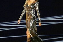 Gisele Bündchen deslumbra nas redes sociais