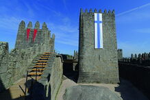 Portugal, País, História de Portugal, Castelo de Almoroul, Tejo, Lisboa, D. Afonso Henriques, Castelo de S. Jorge, Exposição Permanente, Sítio Arqueológico, Câmara Escura, Café do Castelo, Castelo de Montemor-o-Velho, Afonso IV, História de Portugal