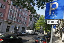 Parlamento, BE, PCP, deficientes, estacionamento