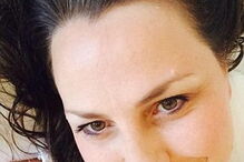 Amanda Tompkins levava os menores para casa e fazia sexo em grupo com eles