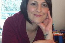 Amanda Tompkins levava os menores para casa e fazia sexo em grupo com eles