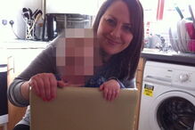 Amanda Tompkins levava os menores para casa e fazia sexo em grupo com eles