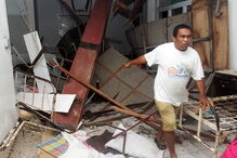 Autoridades declararam estado de catástrofe em Surigao, onde inúmeros edifícios e infraestruturas, como duas pontes, sofreram fortes danos