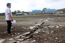 Autoridades declararam estado de catástrofe em Surigao, onde inúmeros edifícios e infraestruturas, como duas pontes, sofreram fortes danos