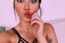 Conheça Cláudia Alende, a Megan Fox brasileira