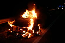 Carro a arder na A29