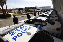 Ministra entrega novos carros à PSP