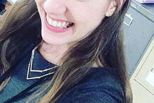 Professora enviava fotografias em roupa interior ao rapaz de 17 anos