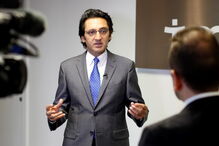 Zeinal Bava foi presidente executivo da PT e, quando a Vivo foi vendida e a Oi comprada, passou para a brasileira. Henrique Granadeiro foi CEO e chairman da PT 