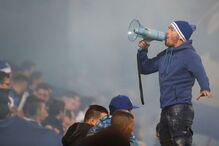 Fernando Madureira lidera a claque Super Dragões