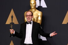 2017-02-27_08_10.28 2017-02-27T040941Z_1288938456_HP1ED2R0BK4X2_RTRMADP_3_AWARDS-OSCARS.JPG