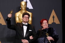 2017-02-27_08_10.34 2017-02-27T043536Z_1567211870_HP1ED2R0BYHXV_RTRMADP_3_AWARDS-OSCARS.JPG