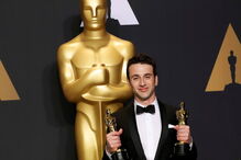 2017-02-27_08_10.52 2017-02-27T060302Z_211119400_HP1ED2R0GT1A9_RTRMADP_3_AWARDS-OSCARS.JPG