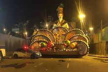 Carnaval, Brasil, Rio de Janeiro, jornalistas, acidente, carro alegórico, foliões