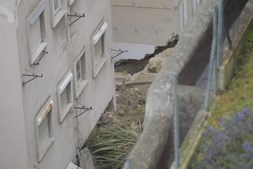 Deslizamento de terras na Rua Damasceno Monteiro, em Lisboa