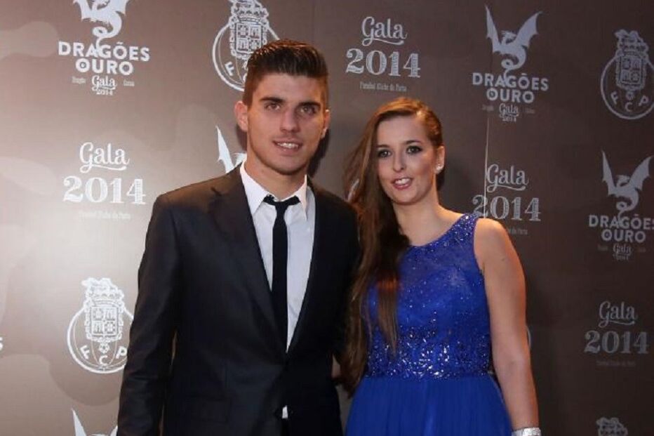 Rúben Neves, Débora Lourenço, futebolista do FC Porto e da Seleção, desporto, futebol, gravidez