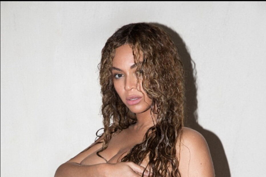 Beyoncé partilhou várias fotografias com os fãs