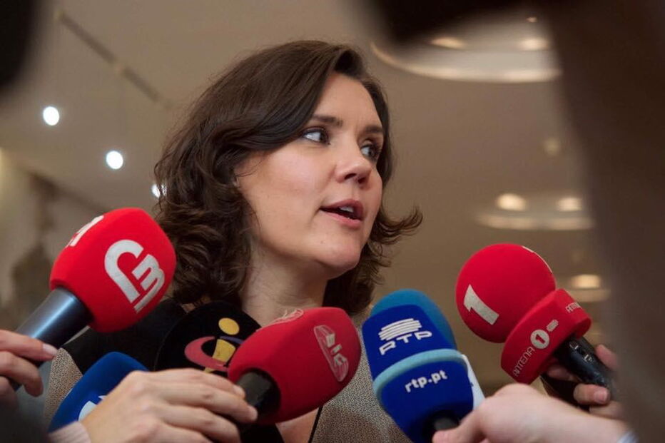 CDS-PP, Assunção Cristas, Governo, educação, política, escolas, governo (sistema), autoridades locais