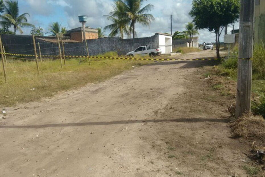 Assassinos abandonaram a carrinha em que seguiam