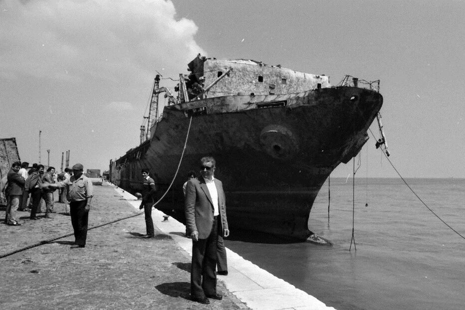 O Tollan naufragou no Tejo em fevereiro de 1980. Só foi removido quase quatro anos depois