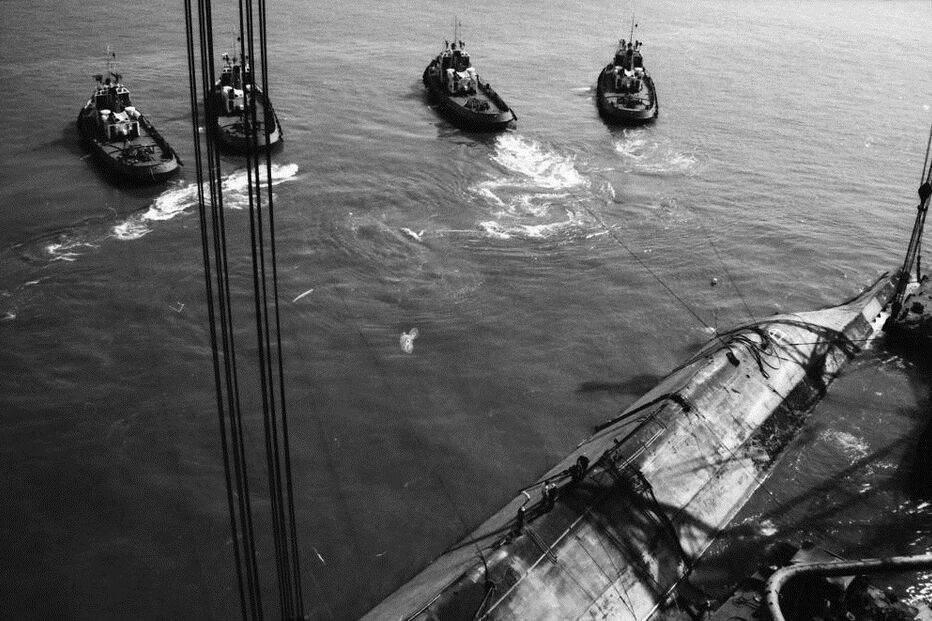 O Tollan naufragou no Tejo em fevereiro de 1980. Só foi removido quase quatro anos depois