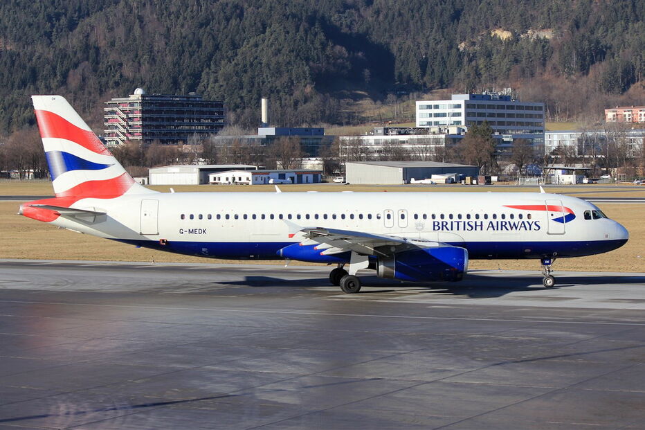 11-02-2017_19_13_36 airplane a320.jpg