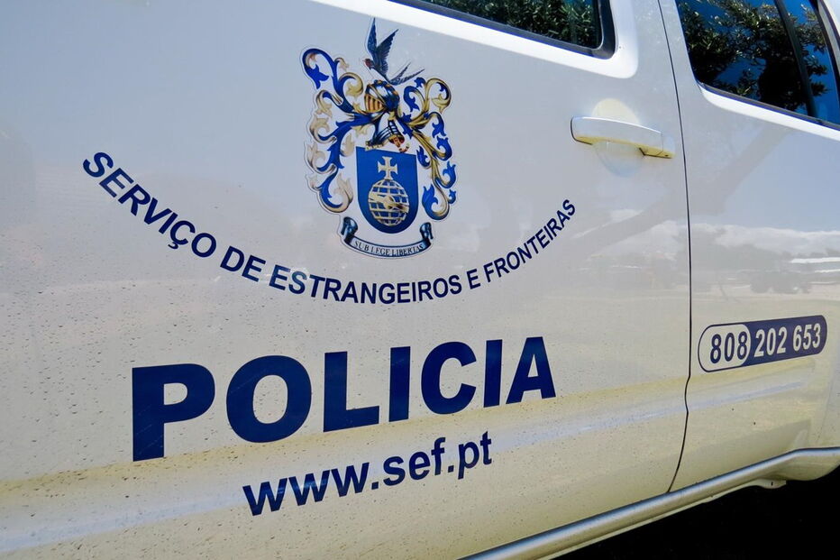 extorsão, máfia, chinesa, gang, família, alcabideche, cascais 