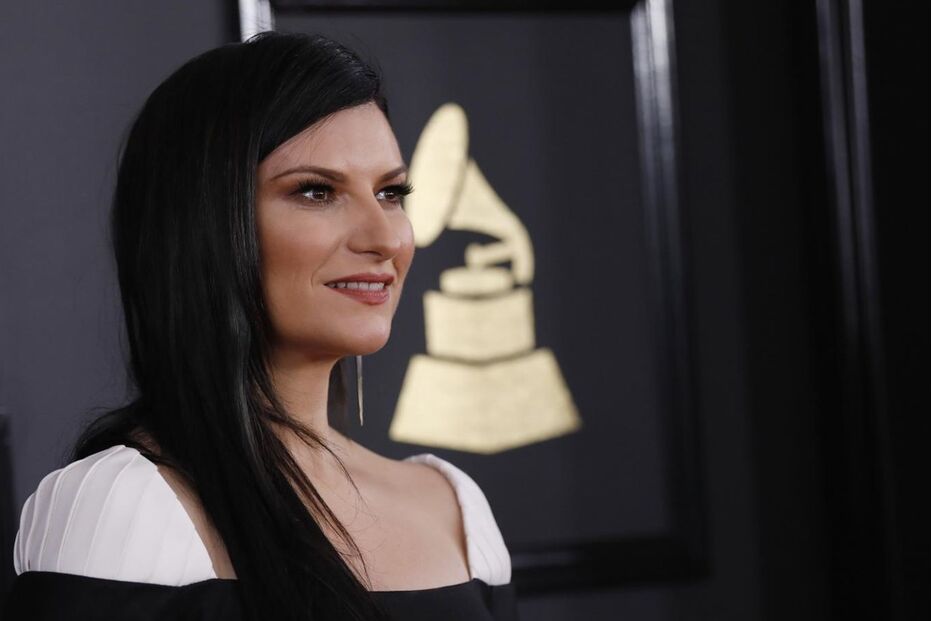 2017-02-13_11_39.30 laura pausini.jpg
