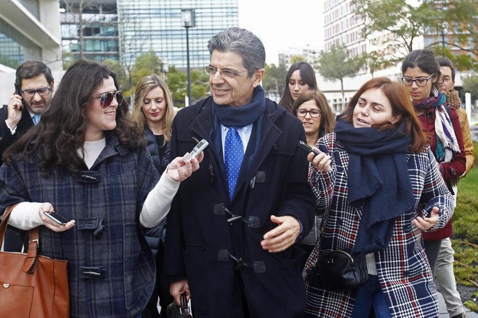 Manuel Maria Carrilho, Bárbara Guimarães, Dinis