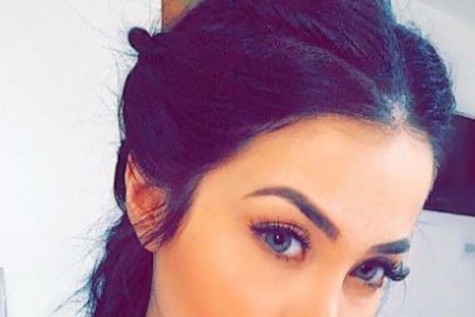 Conheça Cláudia Alende, a Megan Fox brasileira