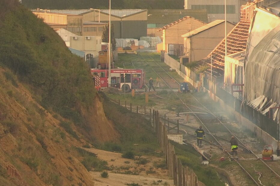 Incêndio em armazém de enxofre